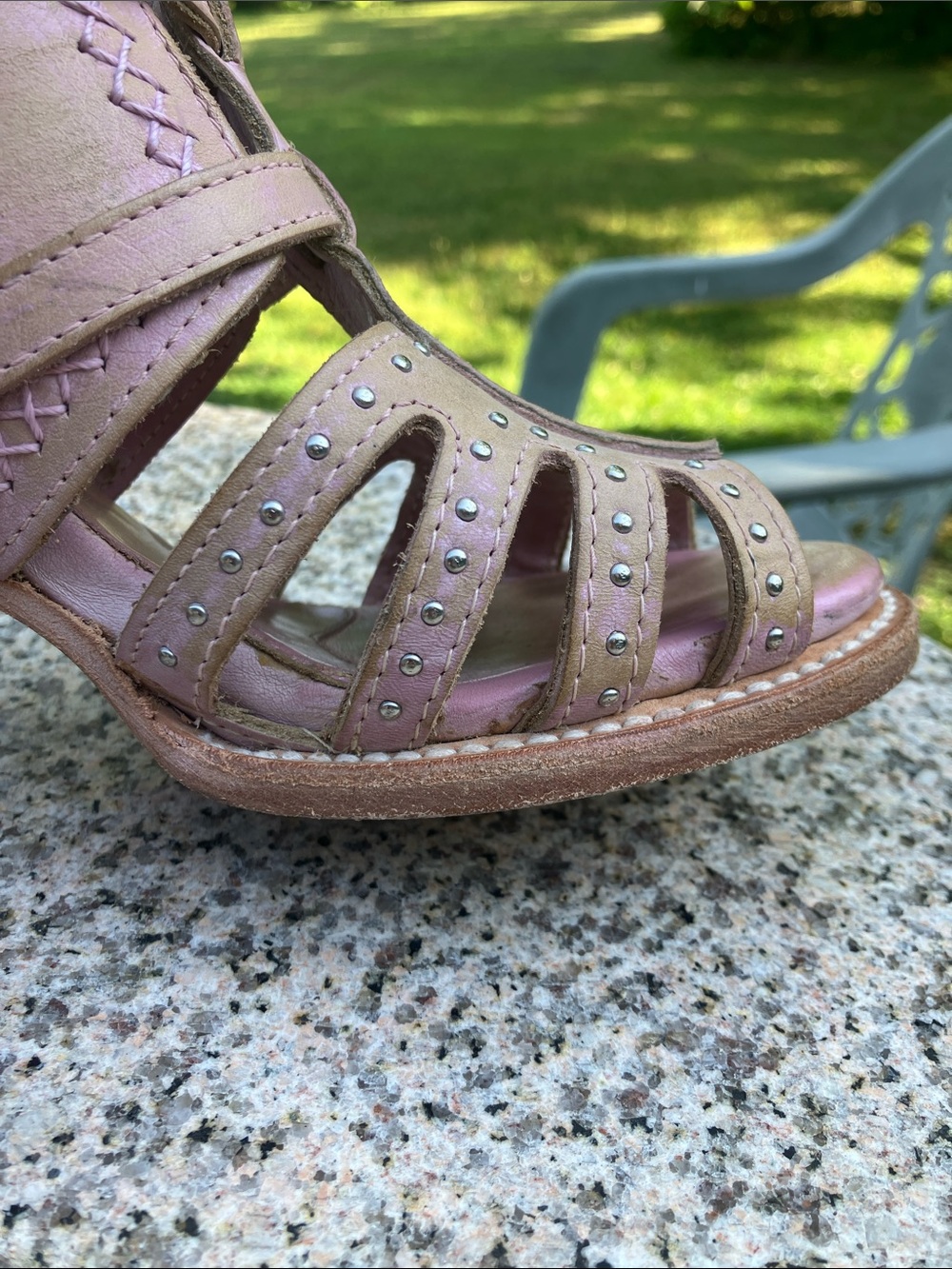 FreeBird Connor Pink / Blush Studded Open-Toe Sandals 7 - Picture 2 of 14